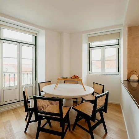 Mary Pink - No 2b - Charming Two-bedroom * Lissabon
