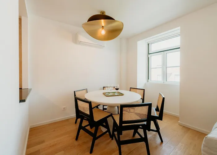 Prime Living - Ourique Апартаменты *