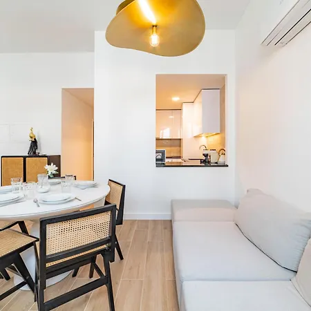 Prime Living - Ourique Апартаменты